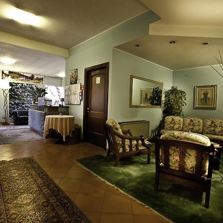 Monguzzo Hotel Nastro Azzurro מראה חיצוני תמונה