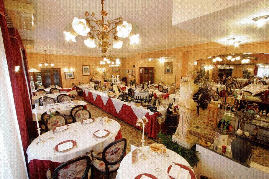 Monguzzo Hotel Nastro Azzurro מראה חיצוני תמונה