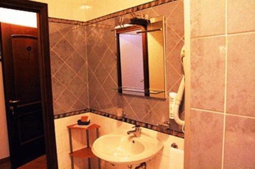 Monguzzo Hotel Nastro Azzurro מראה חיצוני תמונה