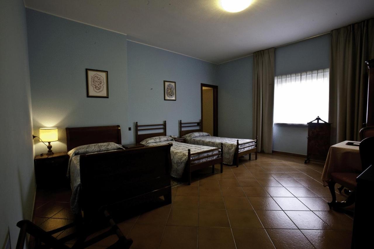 Monguzzo Hotel Nastro Azzurro חדר תמונה